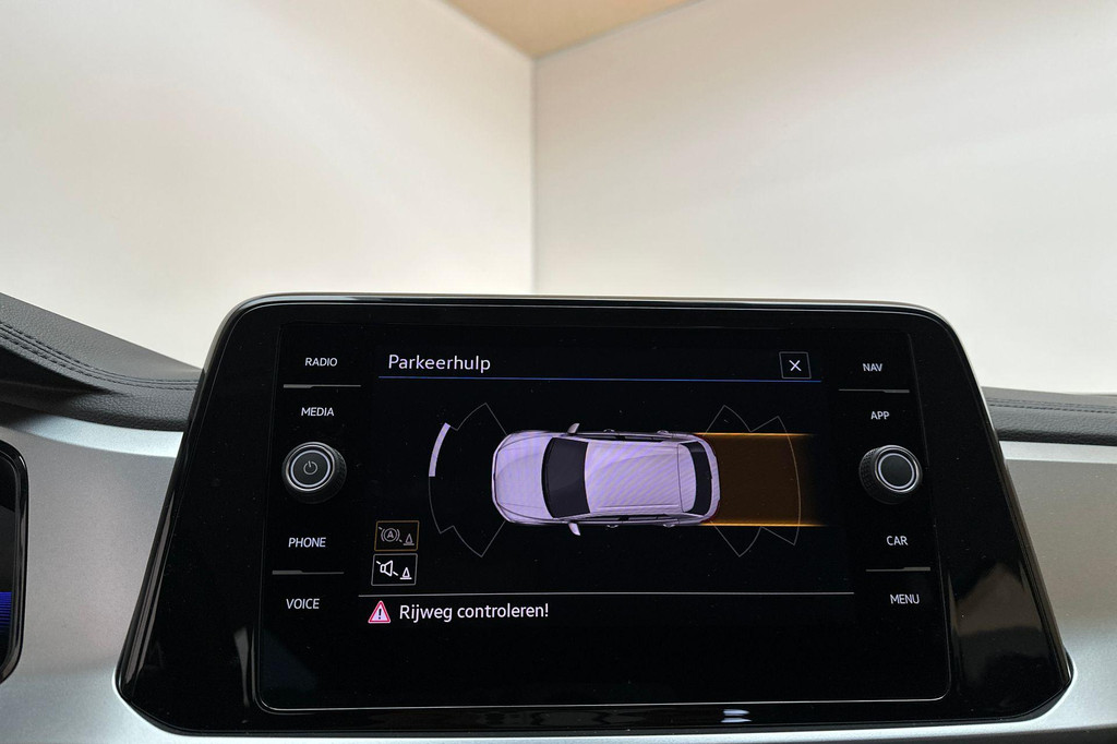 Volkswagen T-Roc (X462DS) met abonnement