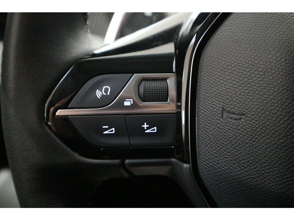 Peugeot 2008 (N102RX) met abonnement