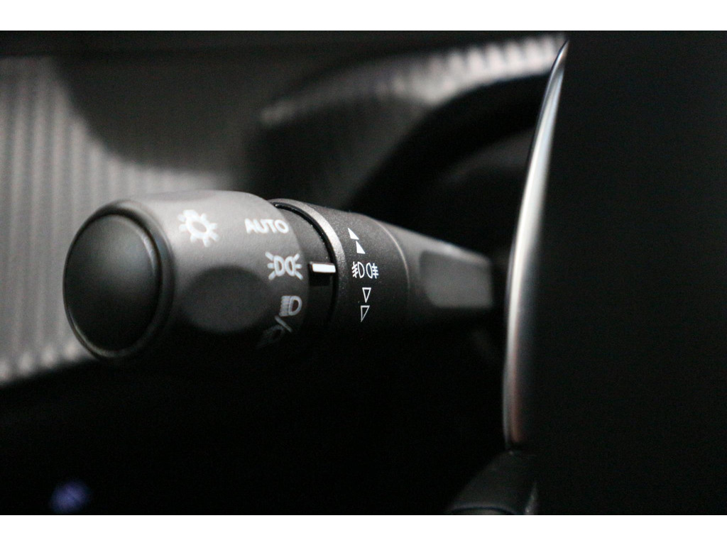 Peugeot 2008 (N102RX) met abonnement