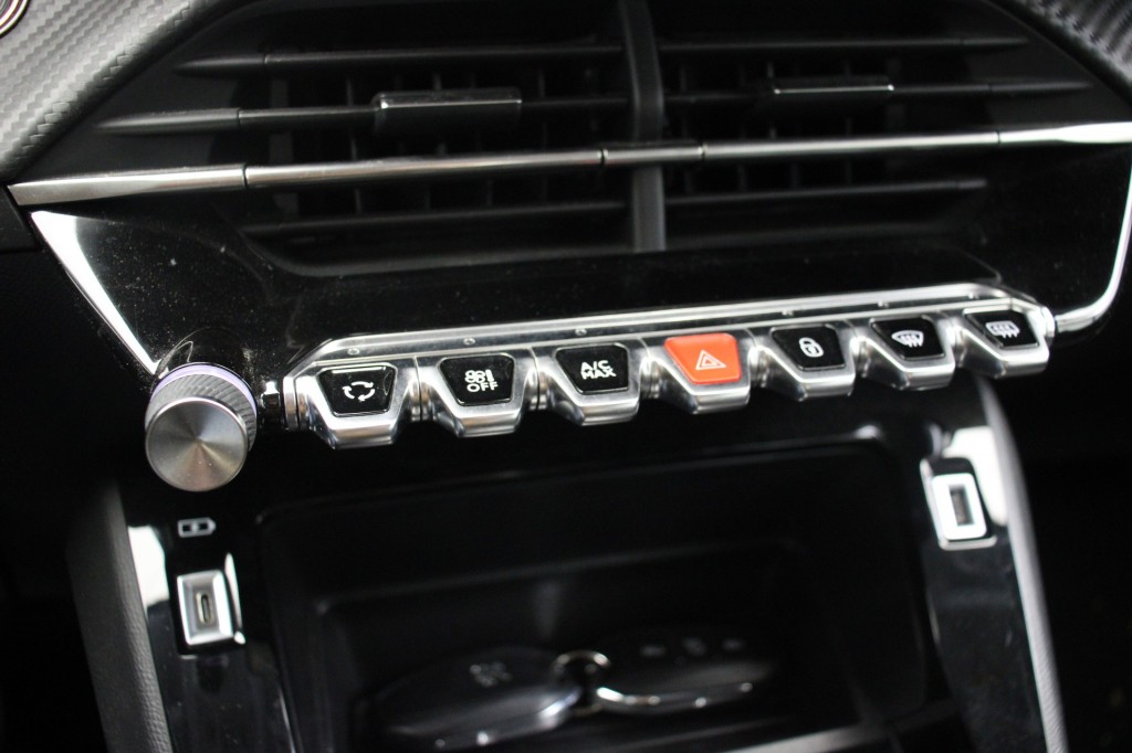 Peugeot e-208 (P407ZD) met abonnement