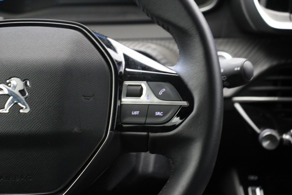 Peugeot e-208 (P408ZD) met abonnement