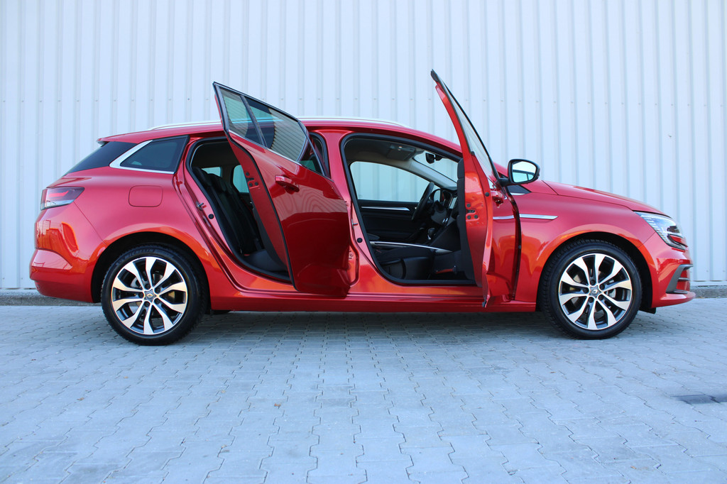 Renault MEGANE Estate (T548KT) met abonnement