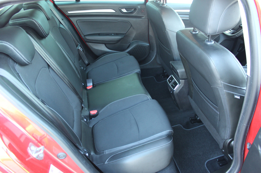 Renault MEGANE Estate (T548KT) met abonnement