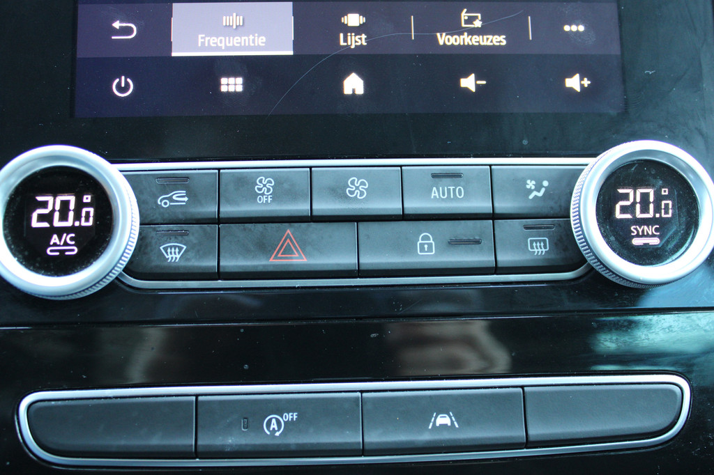 Renault MEGANE Estate (T548KT) met abonnement