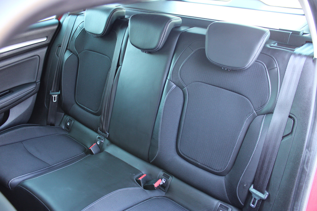 Renault MEGANE Estate (T548KT) met abonnement