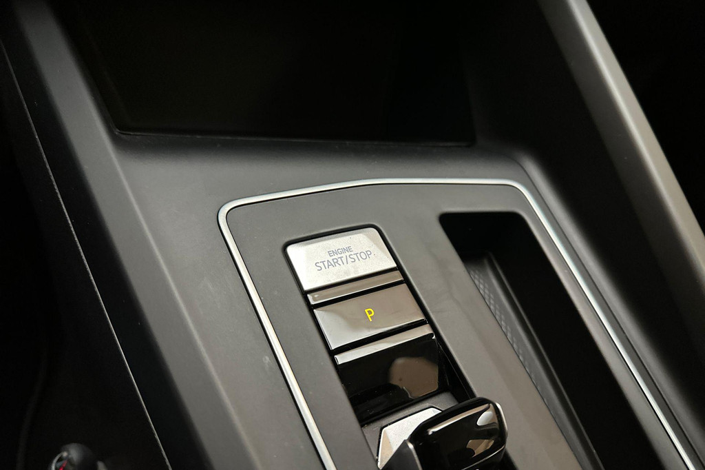 Volkswagen GOLF Variant (T249DH) met abonnement