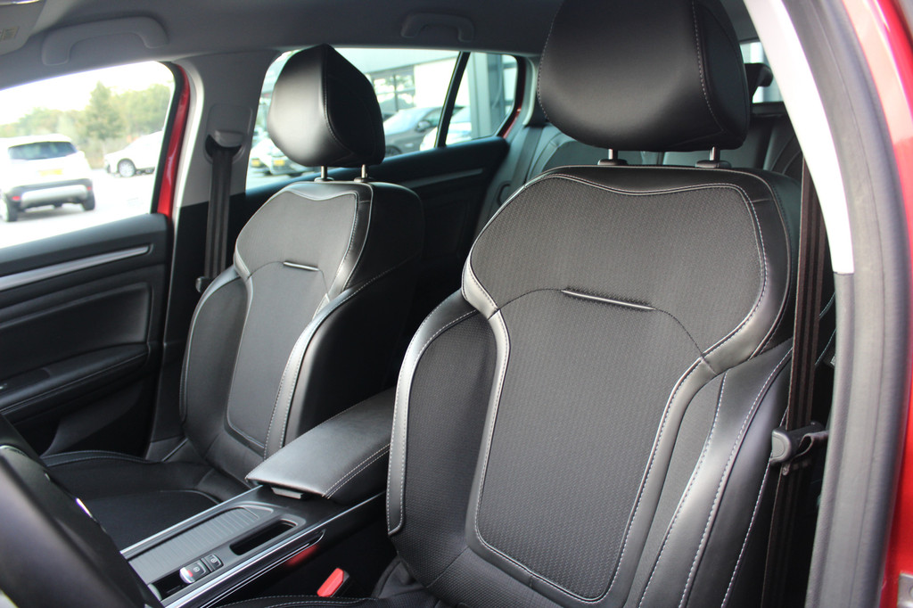 Renault MEGANE Estate (T192LL) met abonnement