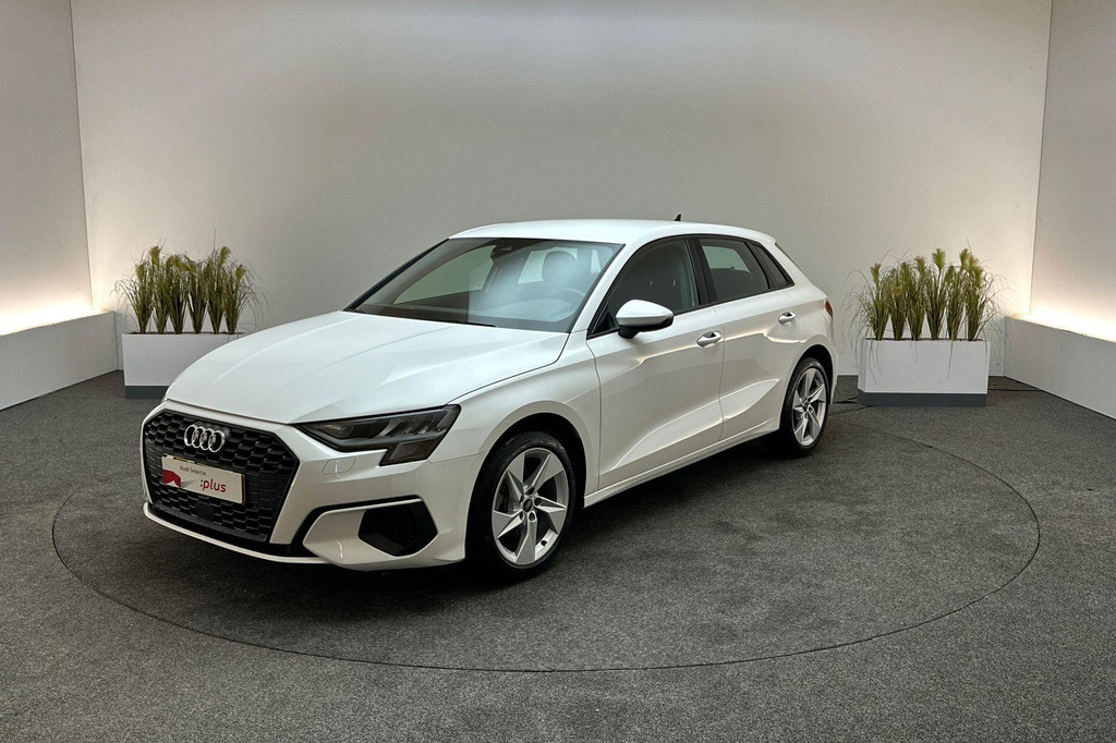 Audi A3 (T731SH) met abonnement