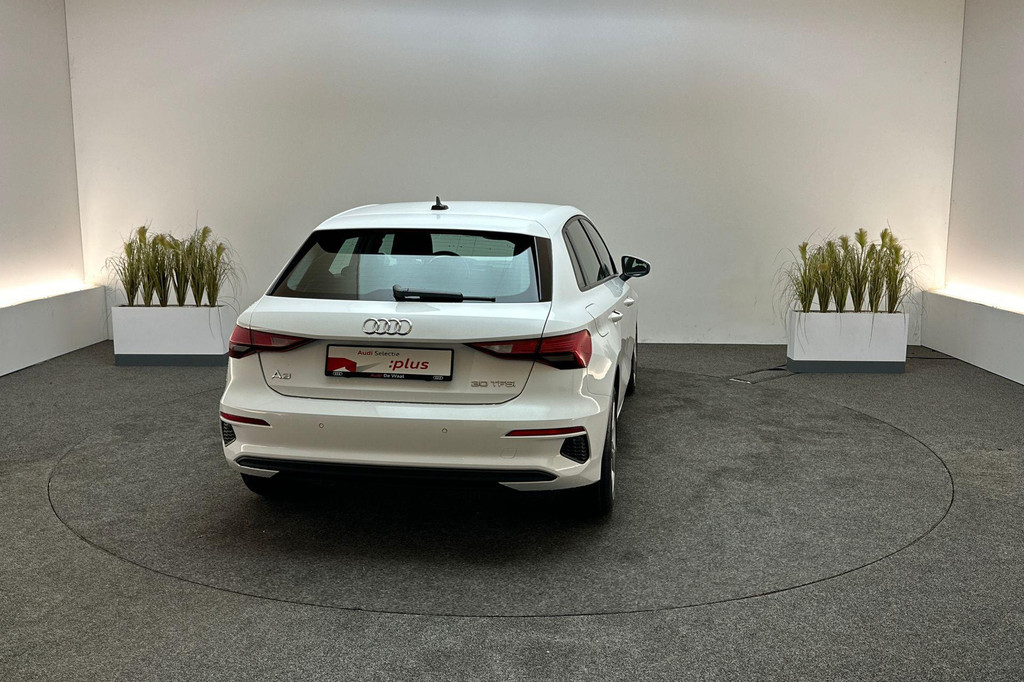 Audi A3 (T731SH) met abonnement