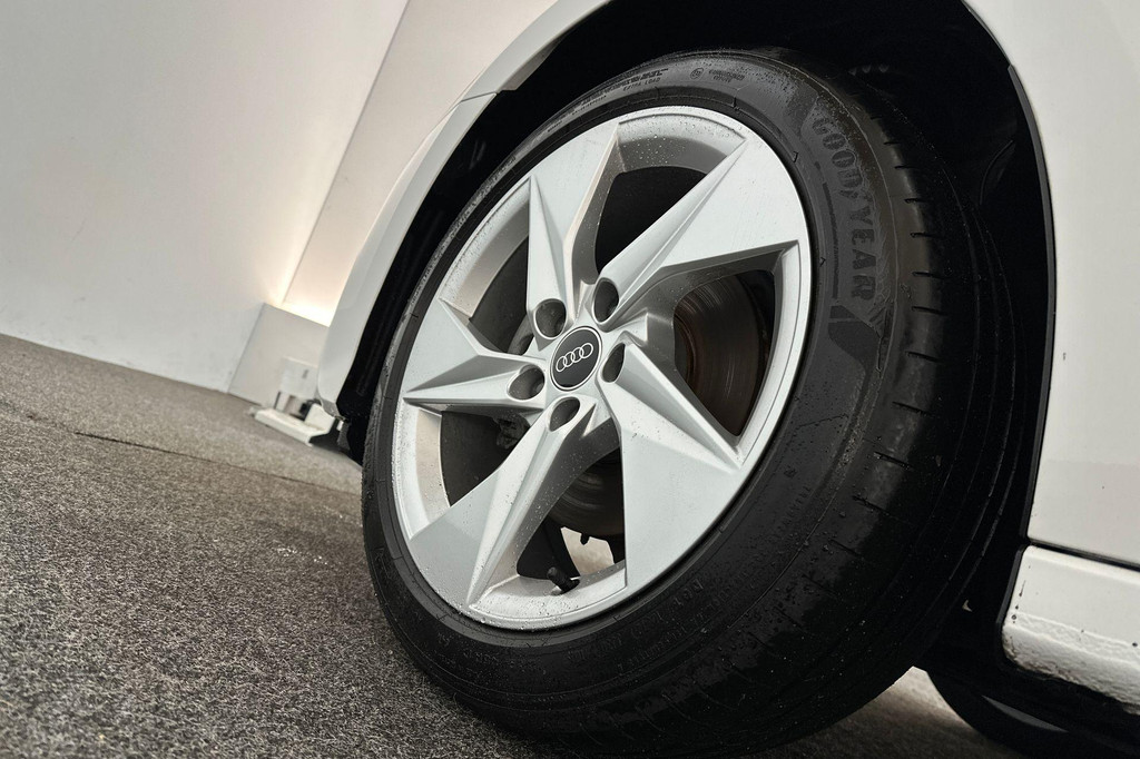 Audi A3 (T731SH) met abonnement