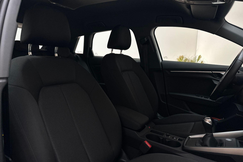 Audi A3 (T731SH) met abonnement