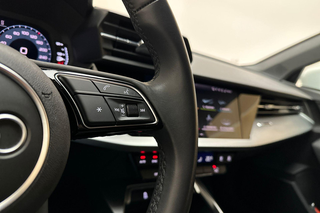 Audi A3 (T731SH) met abonnement