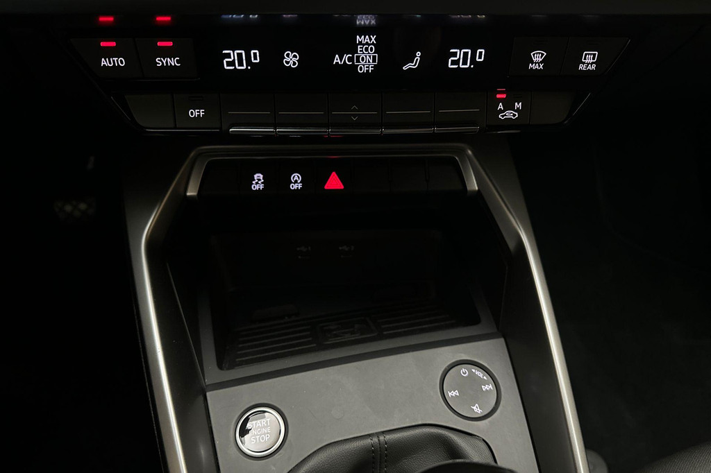 Audi A3 (T731SH) met abonnement