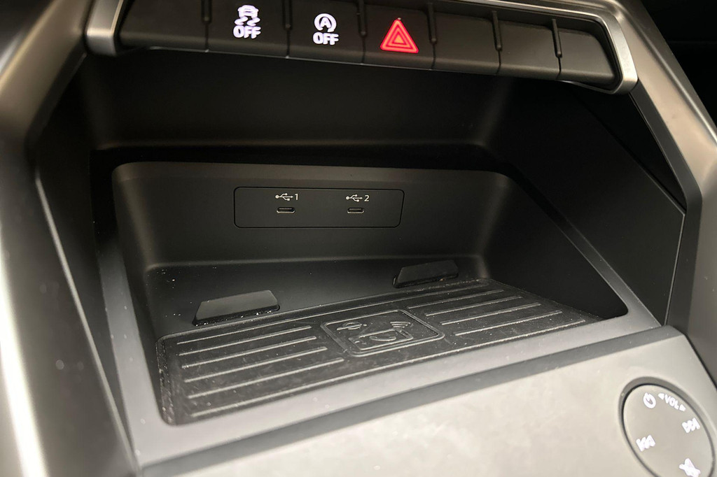 Audi A3 (T731SH) met abonnement