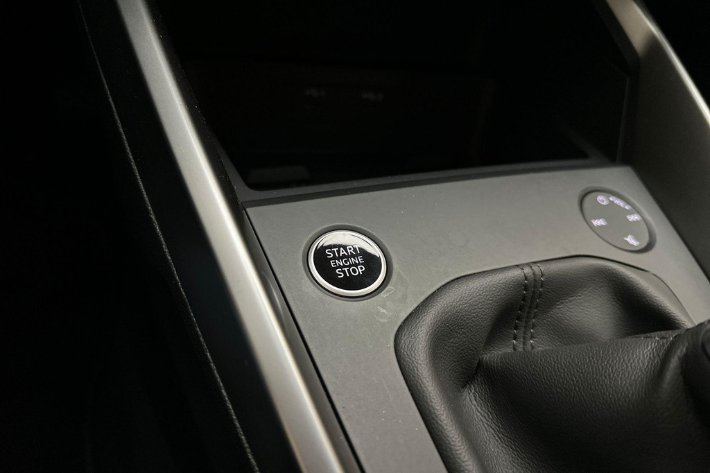 Audi A3 (T731SH) met abonnement