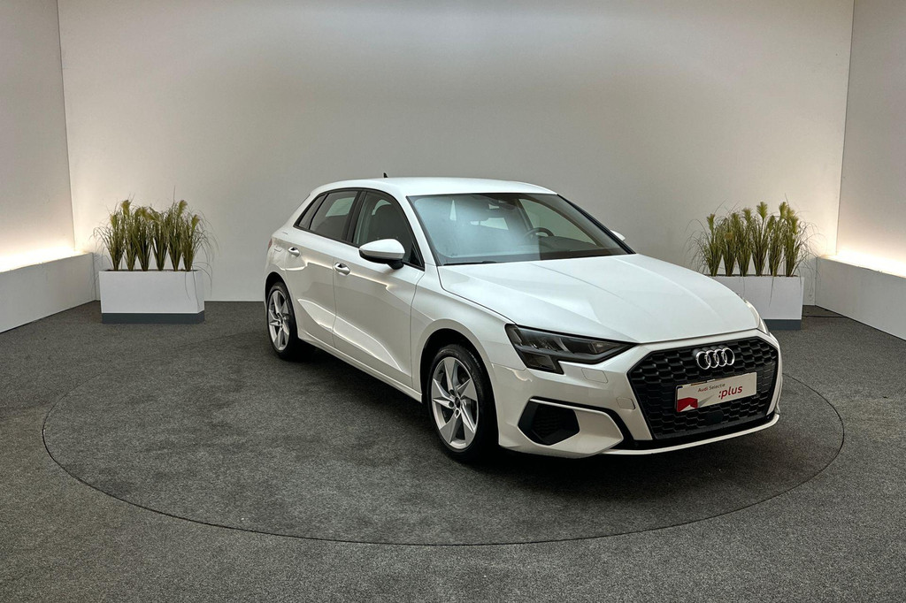 Audi A3 (T731SH) met abonnement