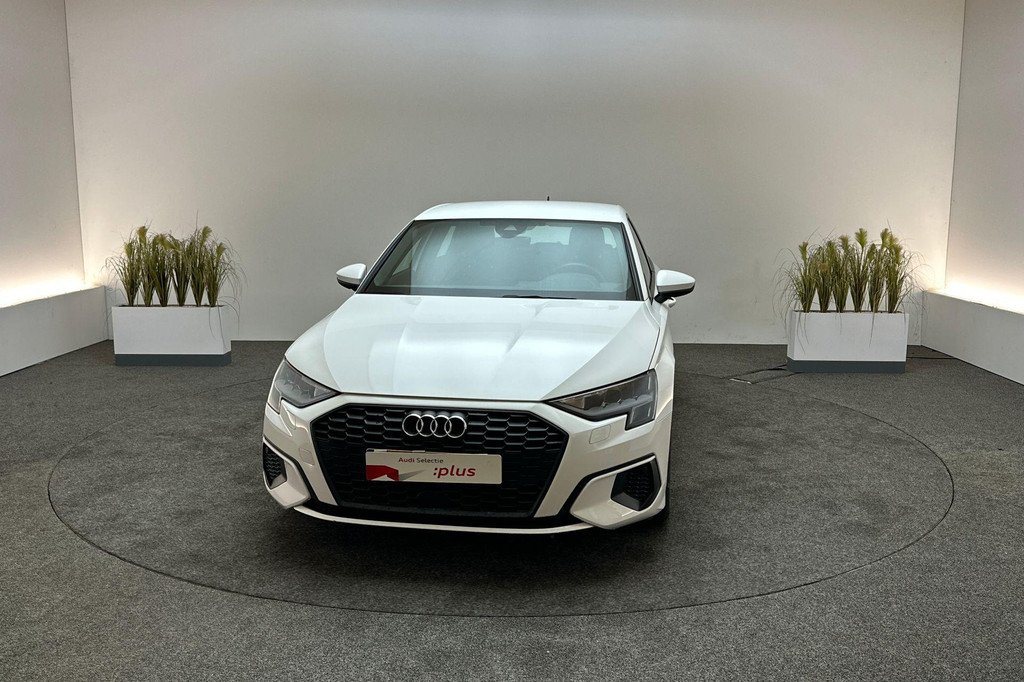 Audi A3 (T731SH) met abonnement