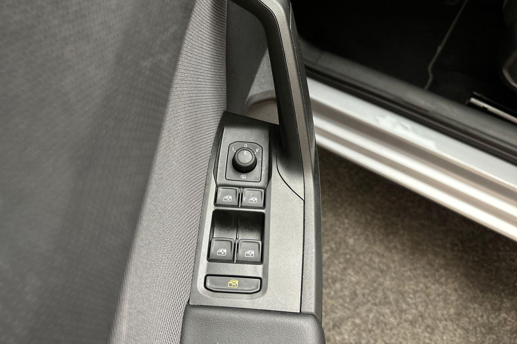 Seat Leon (X180GL) met abonnement