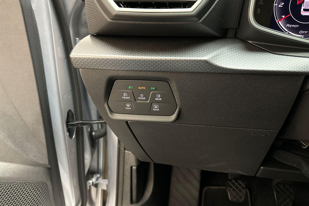 Seat Leon (X180GL) met abonnement