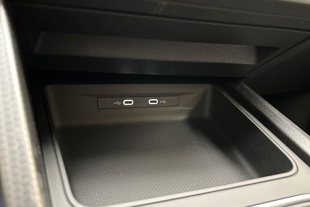 Seat Leon (X180GL) met abonnement