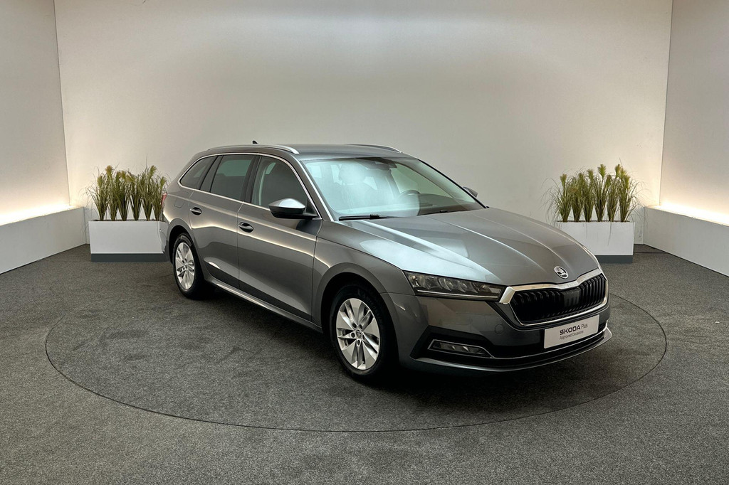 ŠKODA Octavia (T625GG) met abonnement
