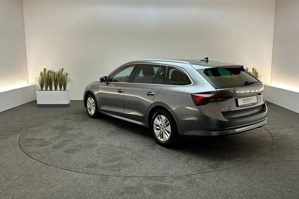 ŠKODA Octavia (T625GG) met abonnement