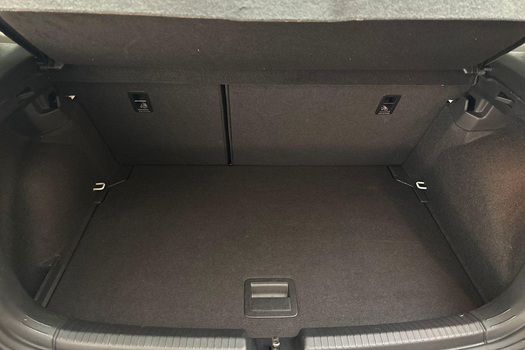 Volkswagen Polo (Z693DS) met abonnement