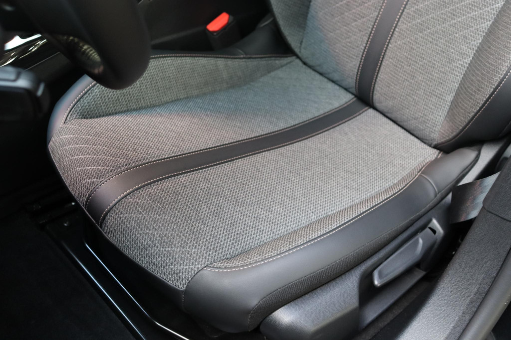 Peugeot 208 (Z045RJ) met abonnement