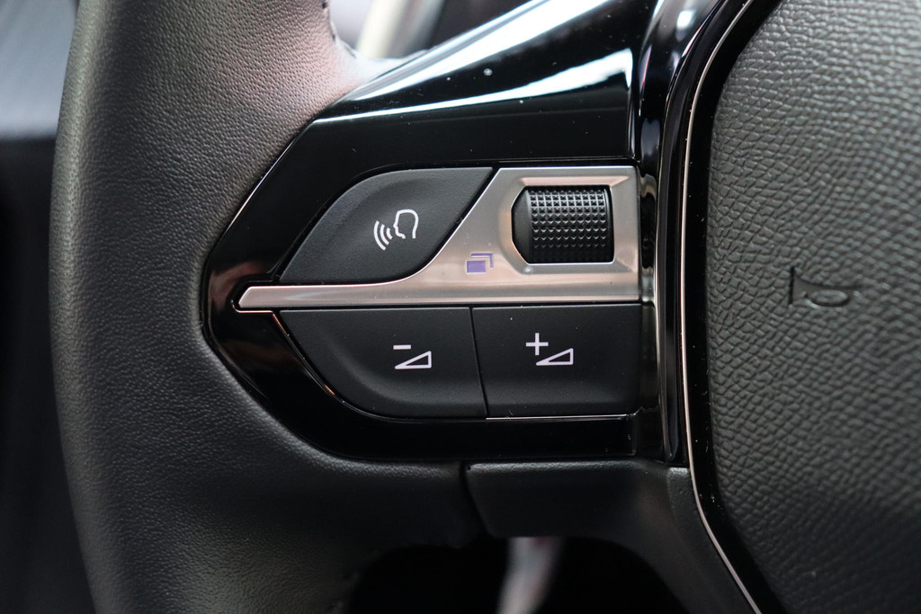 Peugeot 208 (Z045RJ) met abonnement