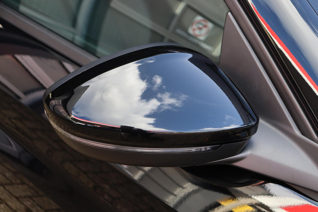 Peugeot 208 (Z045RJ) met abonnement