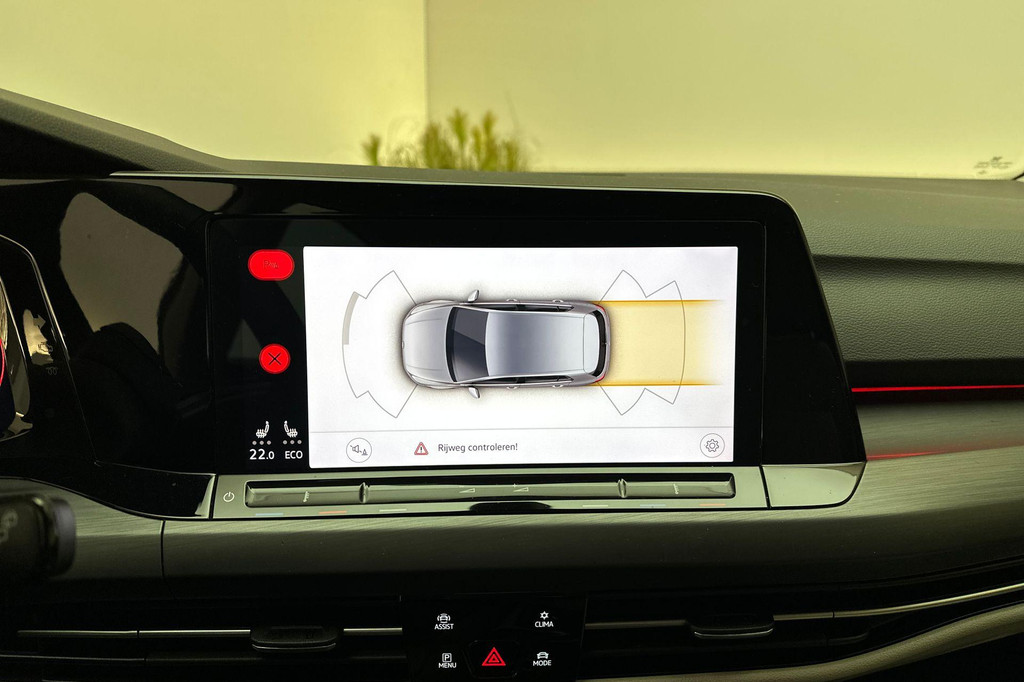 Volkswagen Golf (JGJ55P) met abonnement