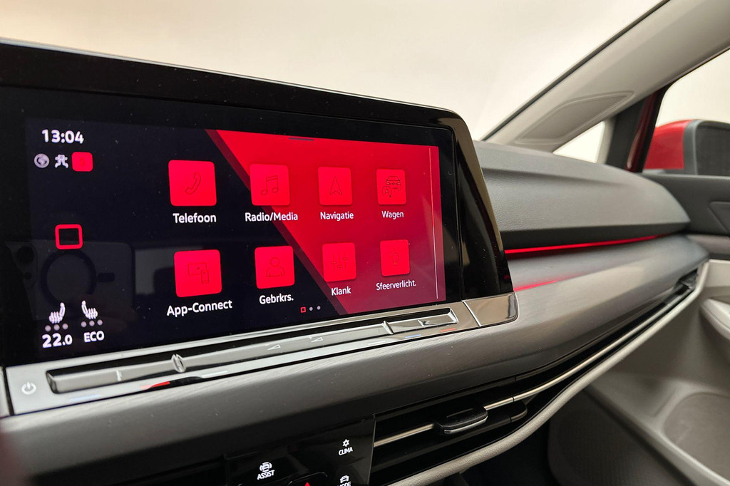 Volkswagen Golf (JGJ55P) met abonnement