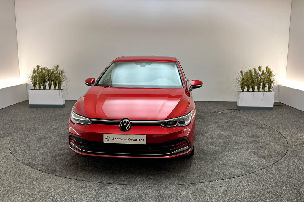 Volkswagen Golf (JGJ55P) met abonnement