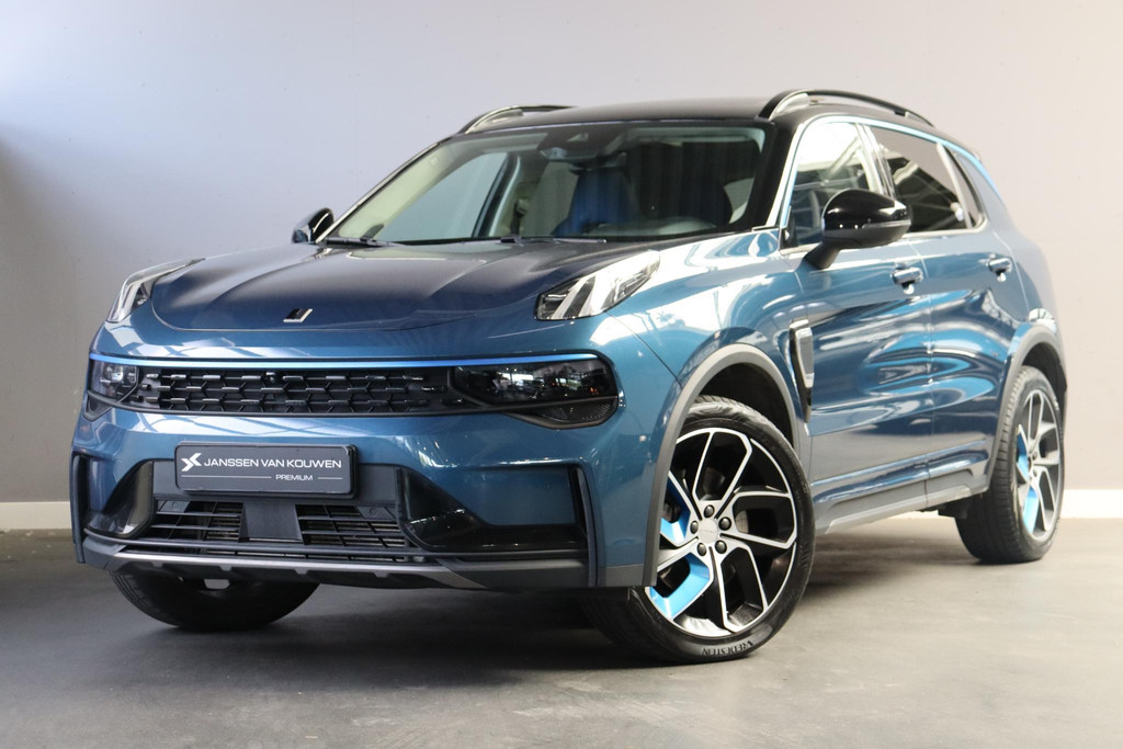 Lynk & Co 01 (T320DJ) met abonnement