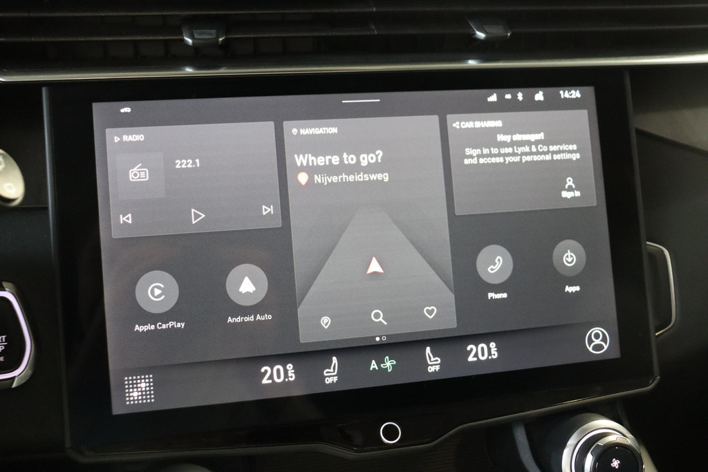 Lynk & Co 01 (T320DJ) met abonnement