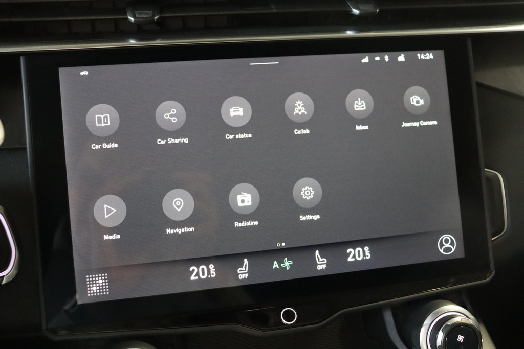 Lynk & Co 01 (T320DJ) met abonnement