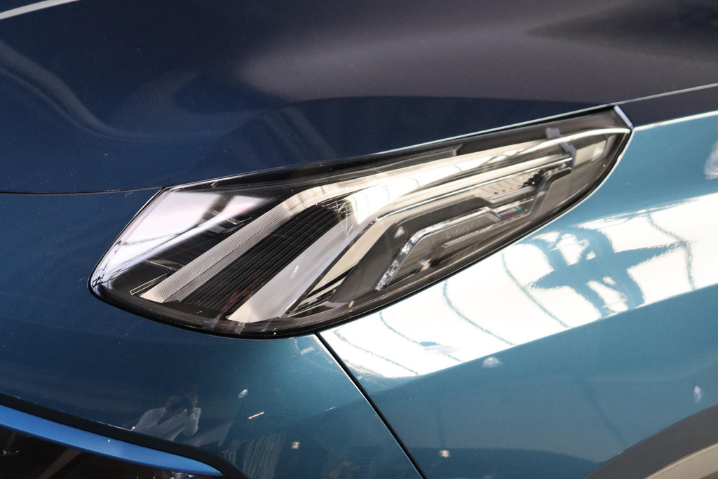 Lynk & Co 01 (T320DJ) met abonnement