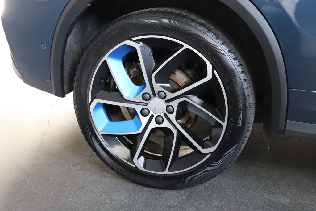 Lynk & Co 01 (T320DJ) met abonnement