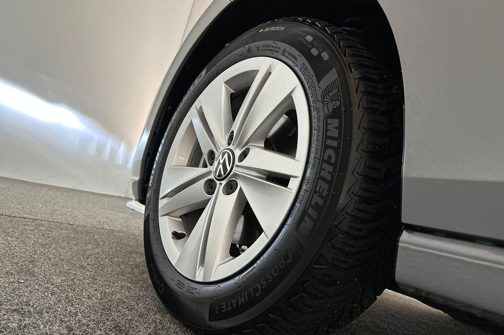 Volkswagen GOLF Variant (T188RJ) met abonnement