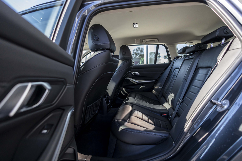 BMW 3 Serie touring (P472JX) met abonnement