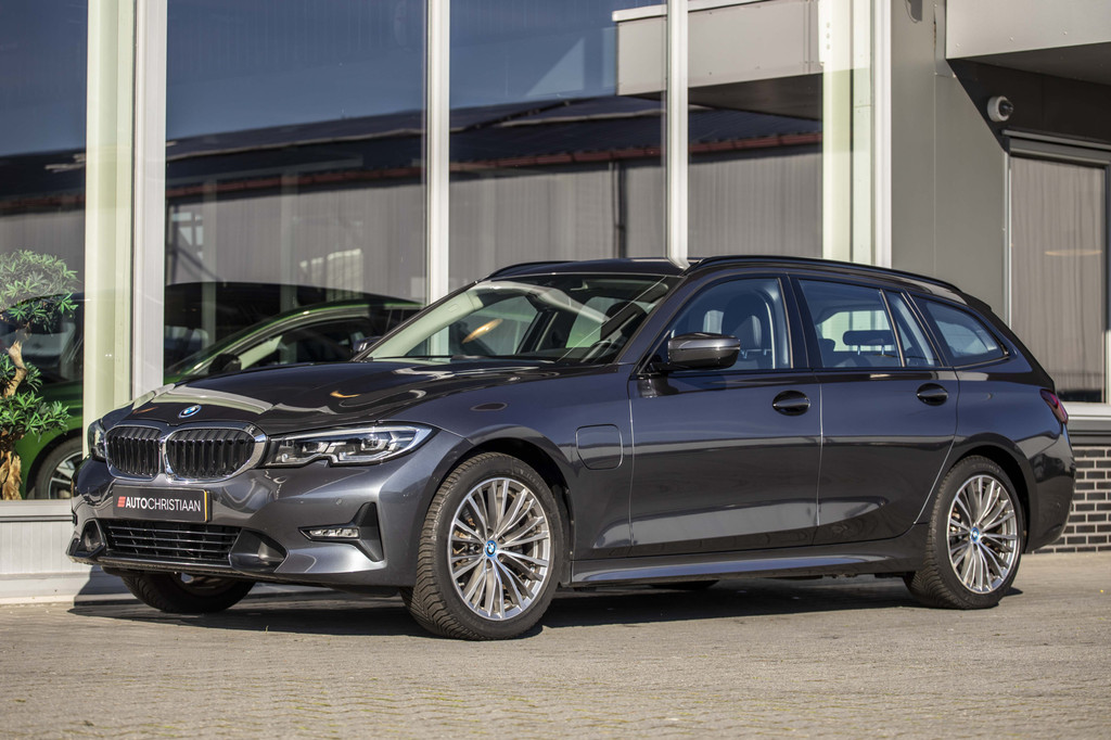 BMW 3 Serie touring (P472JX) met abonnement