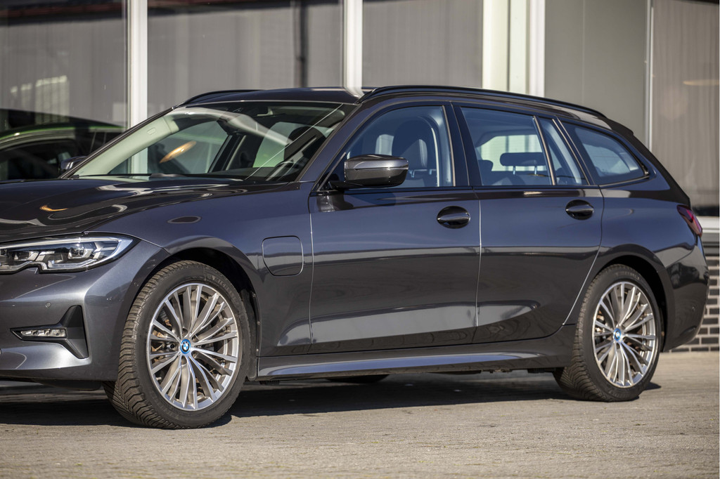 BMW 3 Serie touring (P472JX) met abonnement