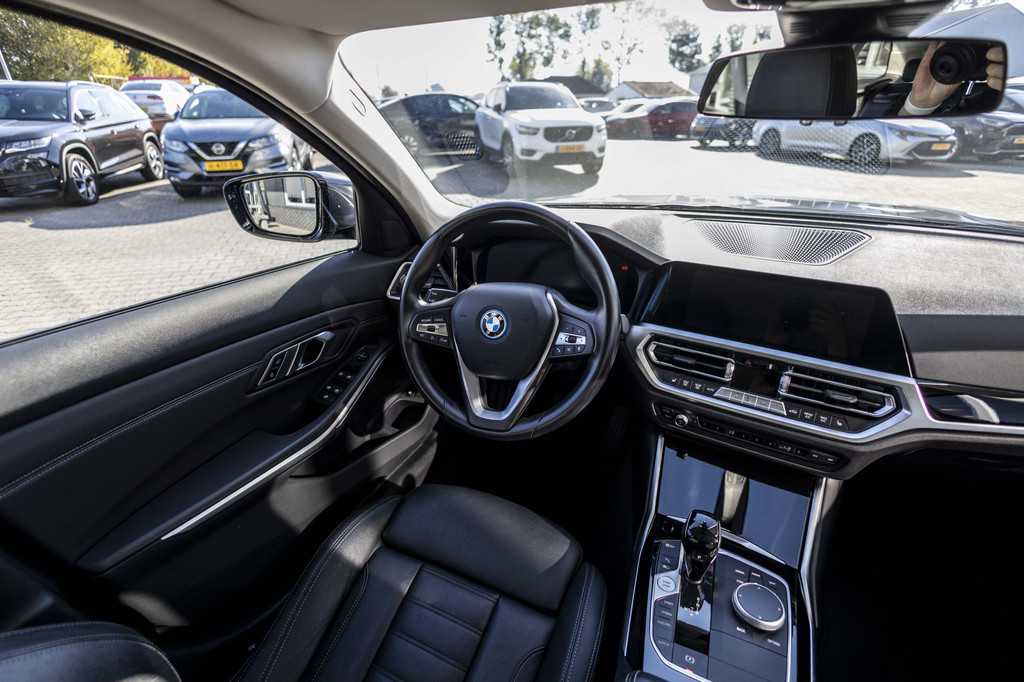 BMW 3 Serie touring (P472JX) met abonnement