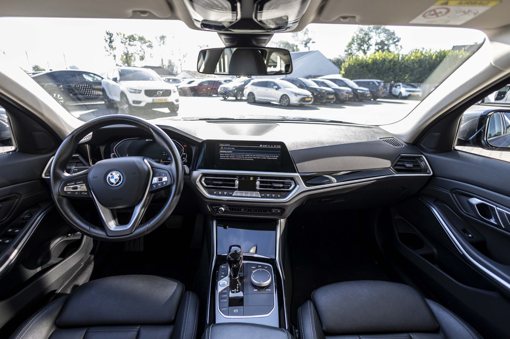 BMW 3 Serie touring (P472JX) met abonnement