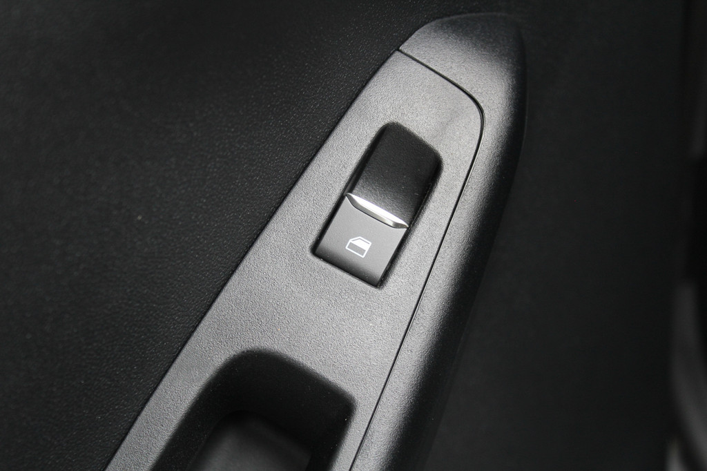 Ford Puma (S881BS) met abonnement