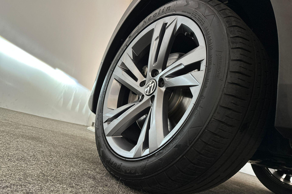 Volkswagen Tiguan (JHT90J) met abonnement