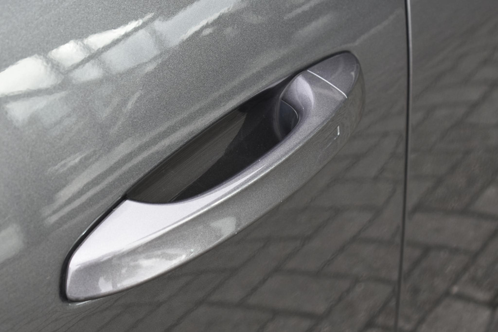 Opel Astra (T814FD) met abonnement