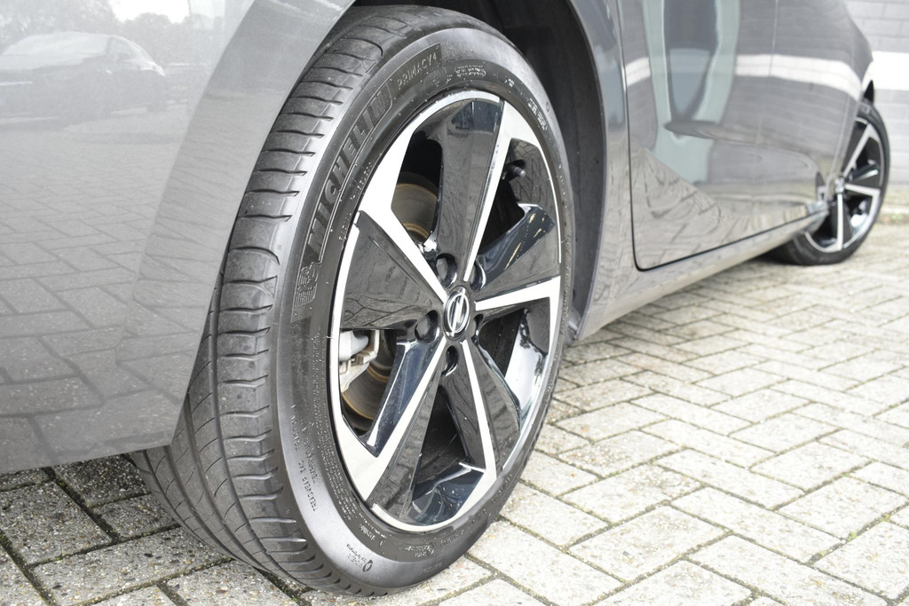 Opel Astra (T814FD) met abonnement