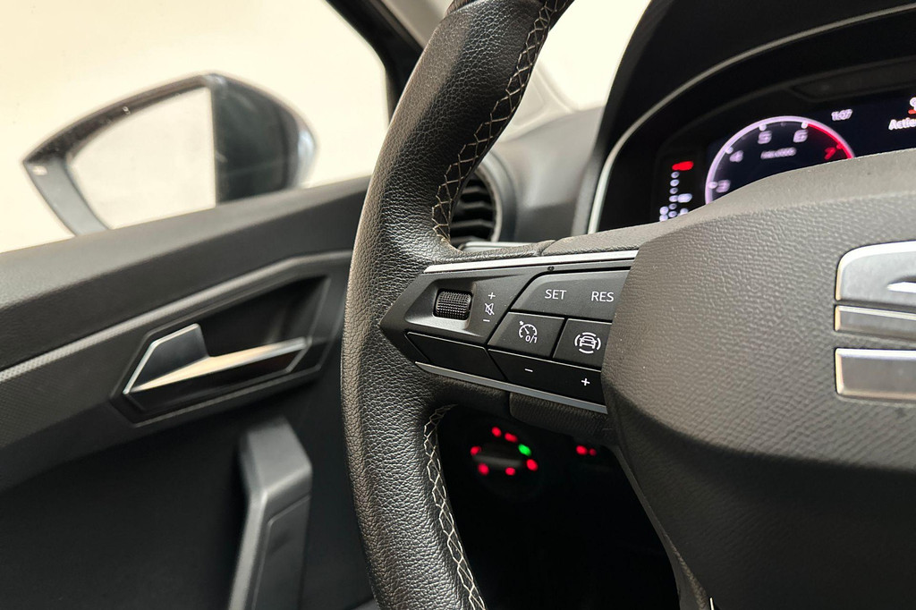 Seat Ibiza (X710NL) met abonnement