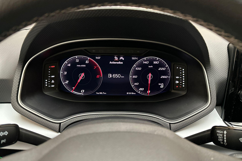 Seat Ibiza (X710NL) met abonnement